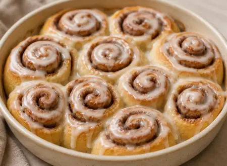 Easy Vegan Cinnamon Rolls (Soft, Fluffy & Bakery-Style)